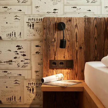 Binnendiek Haus 1 3 *